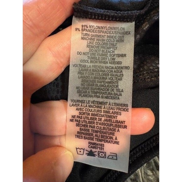 Calvin Klein Performance Wick MED Black Crocodile Alligator Sports Bra Racerback - Picture 6 of 7